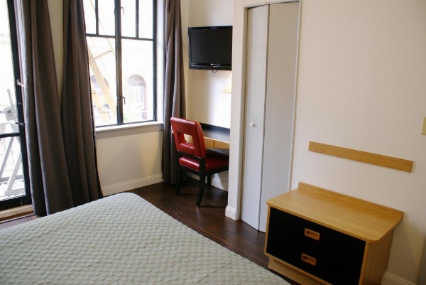 Touchstone Hotel - City Center image 15